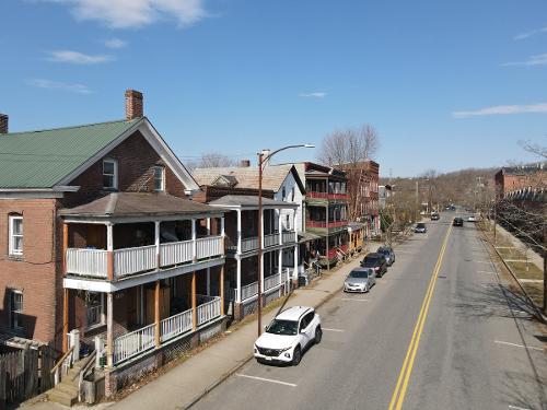 104 3rd St, Turners Falls - $195,000