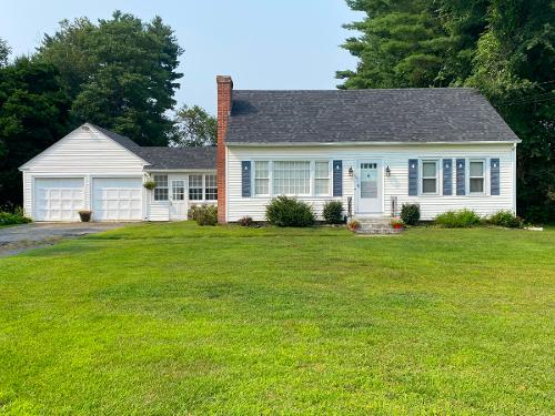 84 Thayer Rd, Greenfield - $379,000