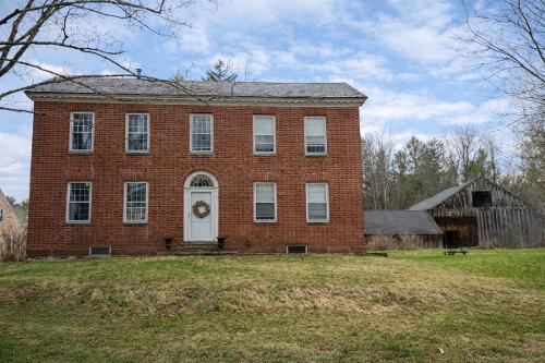 108 Colrain Shelburne Rd, Shelburne - $485,000