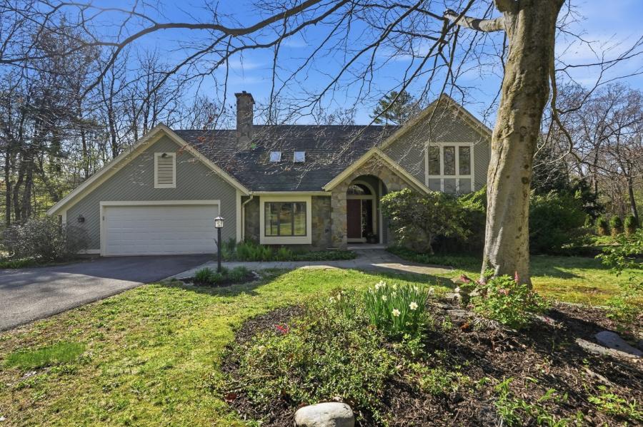 28 Trillium Way, Amherst
