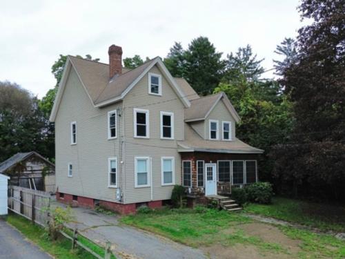 43 Lincoln St, Greenfield - $345,000